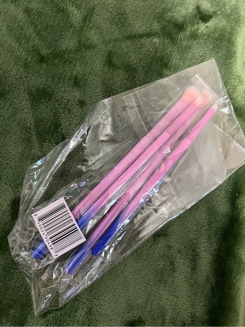 5 Pack Pink and Blue Eyeshadow Applicator Brushes